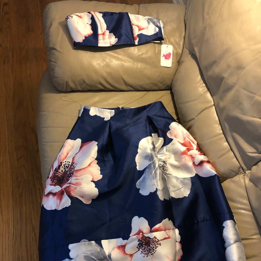 Shop Hopes 2 piece